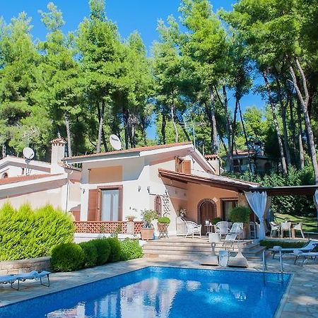 Naftilos Villa Sani With Private Pool Екстер'єр фото